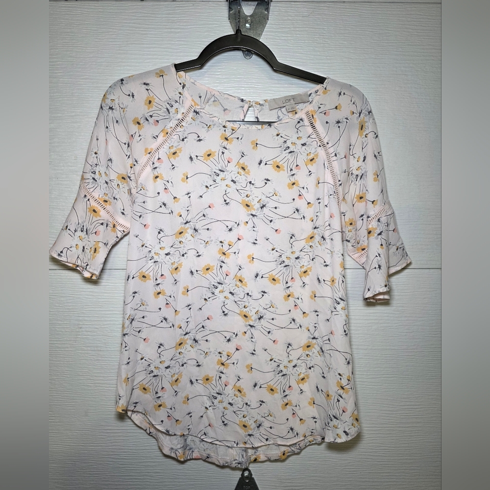 LOFT Pale Pink Floral Ruffle-Sleeve Top